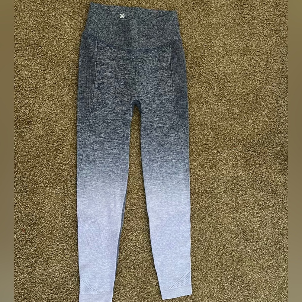 All in motion purple ombré leggings